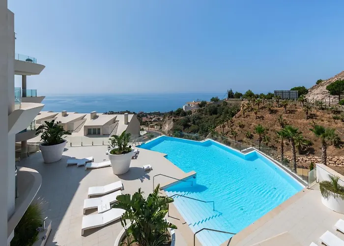 3 Bedroom Sea View Stupa Hills